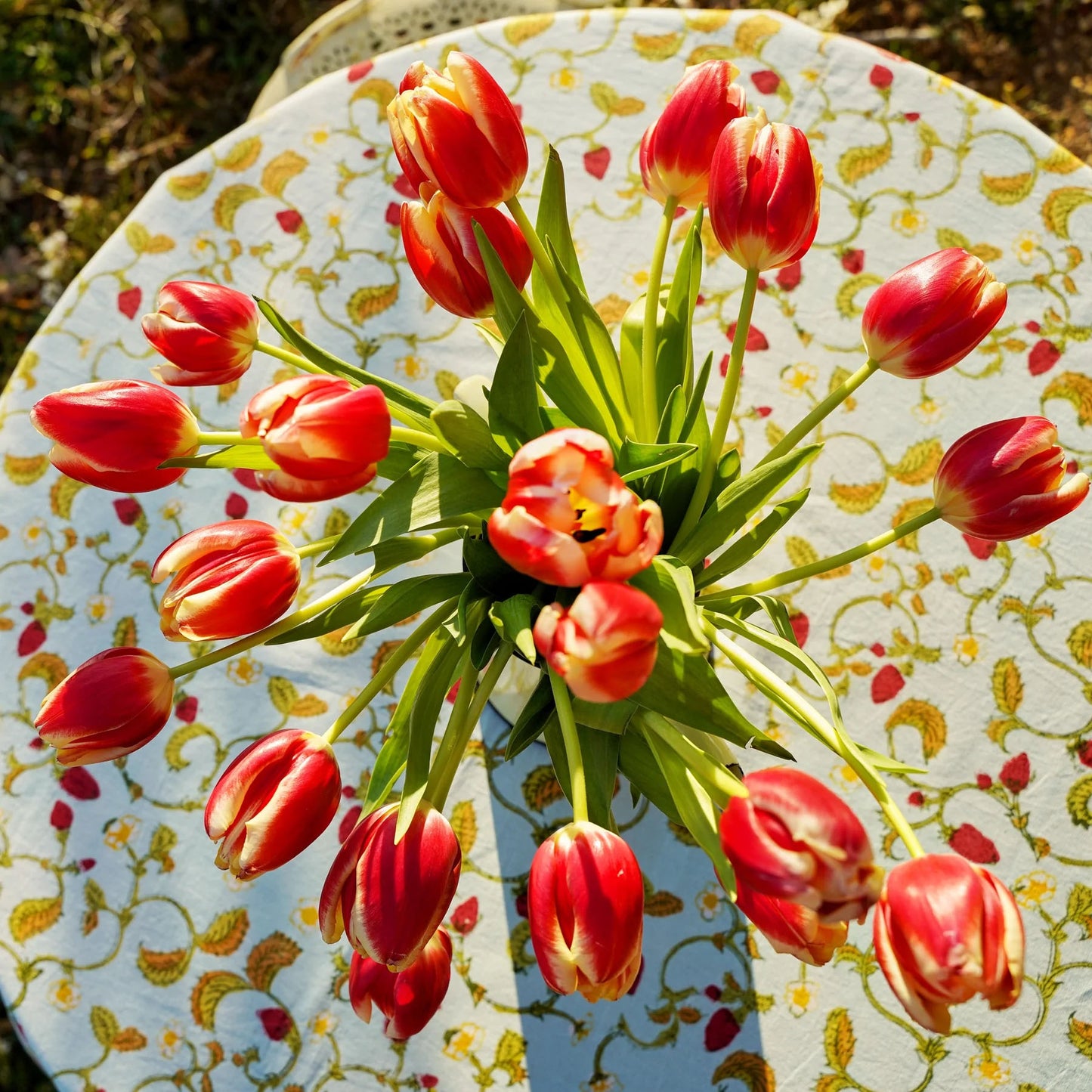 French Tablecloth Fraises des Bois Bleu, 71"x71"