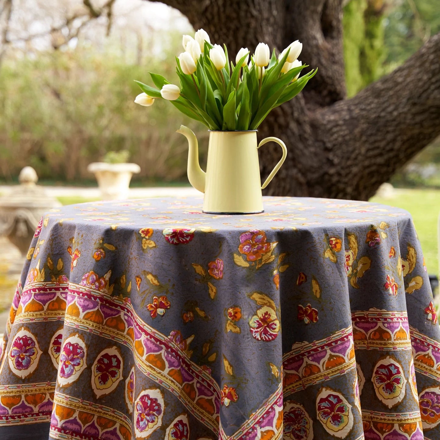 French Tablecloth Pansy Red & Grey, 71"x128"