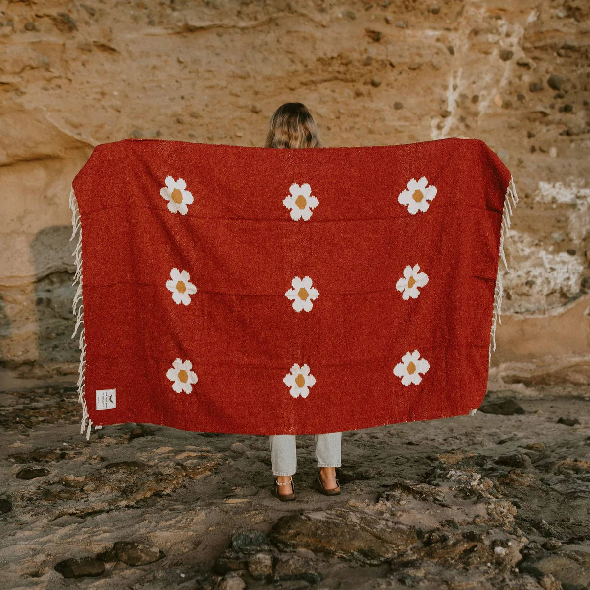 Lazy Daisy Handwoven Throw Blanket from Trek Light Gear