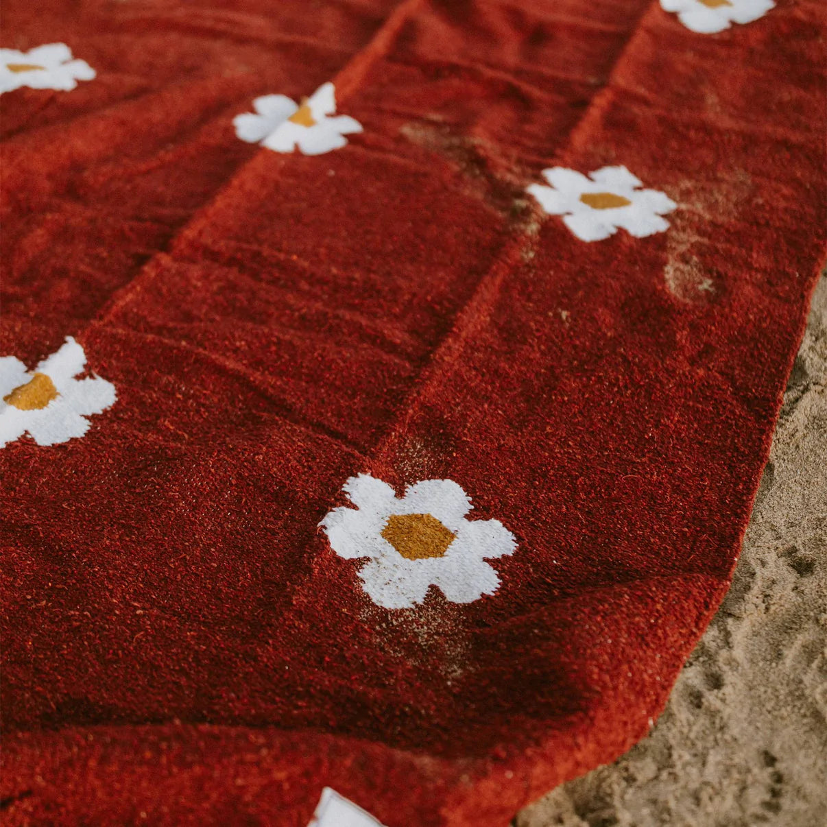 Lazy Daisy Handwoven Throw Blanket from Trek Light Gear